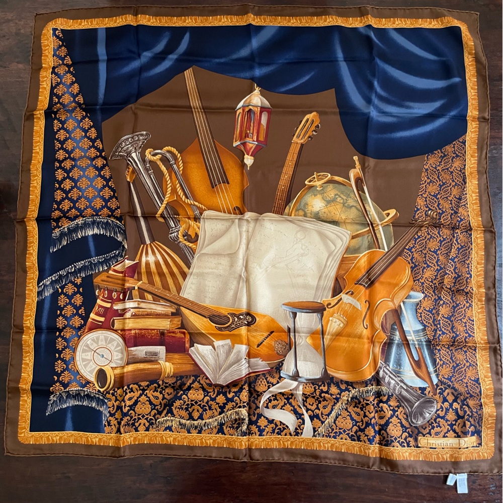 CHRISTIAN DIOR 100% SILK SCARF